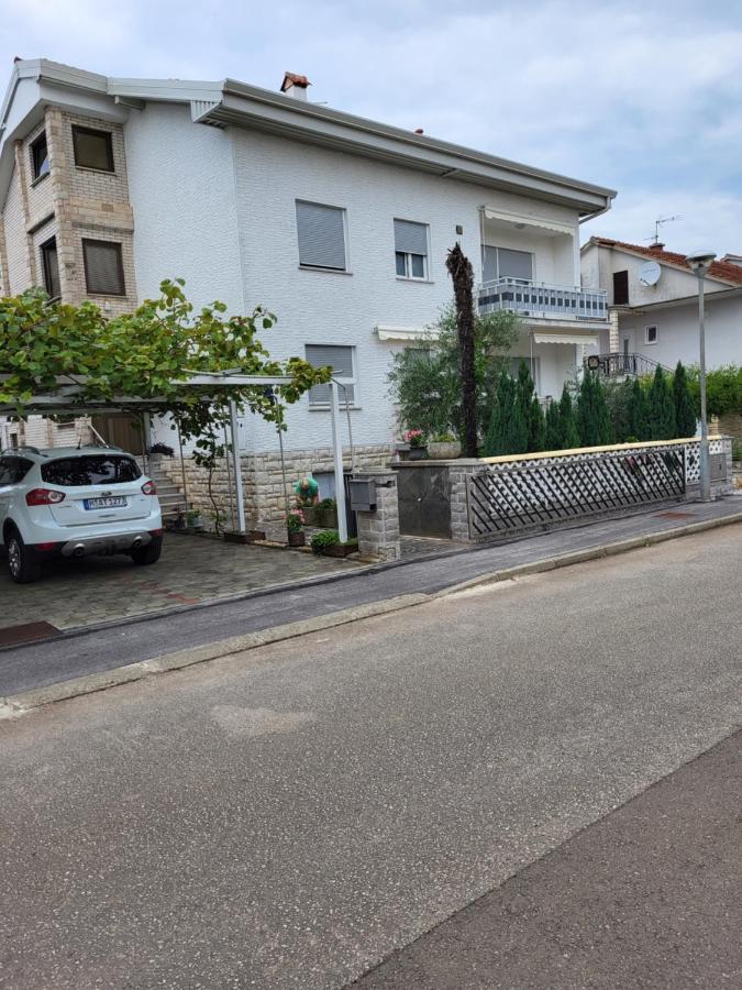 Hana Umag Exterior photo